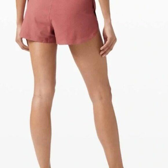 Lululemon Find Your Pace Short *Lined 0 Cherry Tint - Picture 3 of 3